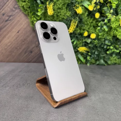 Apple iPhone 16 Pro 256GB Újszerű - Natural Titanium - 1 év iON Store garancia - 27% ÁFA