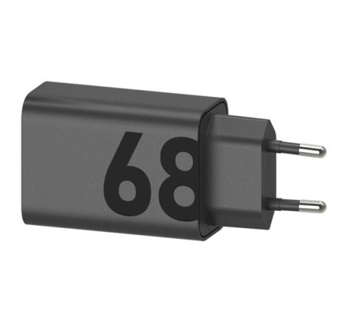 Moto Etron USB-C hálózati töltő kábellel, 68W, fekete