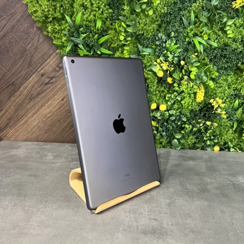 Apple iPad 10.2" (8th gen) 32GB WiFi Használt - Space Gray - 1 év iON Store garanciával