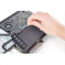 MacBook Air 13" Akkumulátor csere (2010-2017)