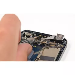 iPhone 5 Térerő alaplapi javítás